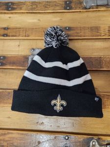 47 Brand Mens Black and White New Orleans Saints Cuffed Knit Pom Pom Beanie Hat